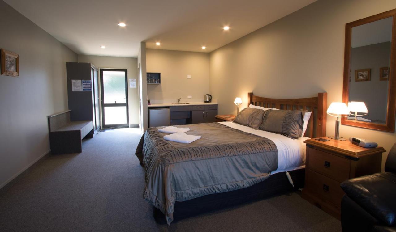 Stations Inn Hokitika Rum bild